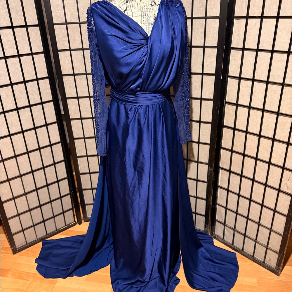 Kenzel Satin Embellish Bead Formal Evening Gown Navy Dress Wedding long sleeve S